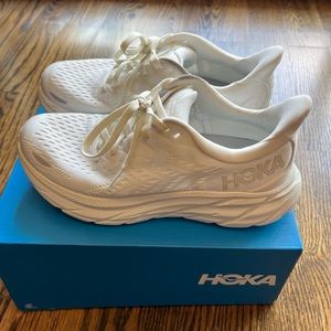 Hoka Clifton 8 White Size 5.5